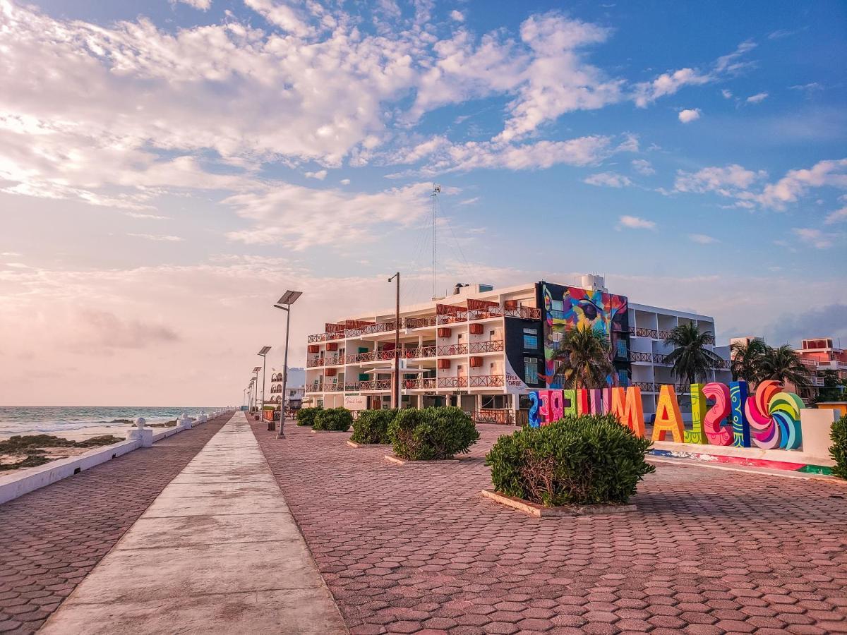 Esduma La Perla Hotel Isla Mujeres Exteriér fotografie